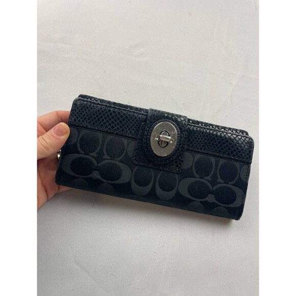 Coach Black Leather Logo Hampton Turnlock Wallet w/ Checkbook Cover - Picture 1 of 7